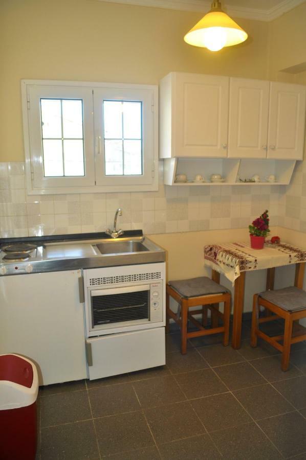 Holiday Studio Apartments Yannis On Agios Gordios Beach In Corfu Exterior foto